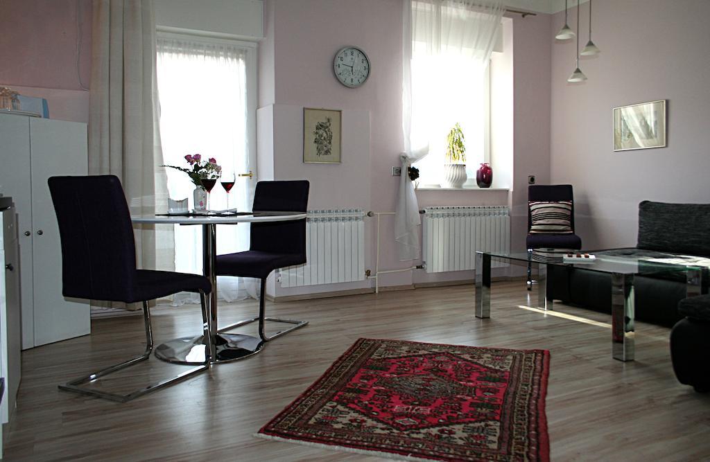 Apartments Aba Загреб Стая снимка